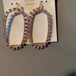 Kendra Scott Danielle open